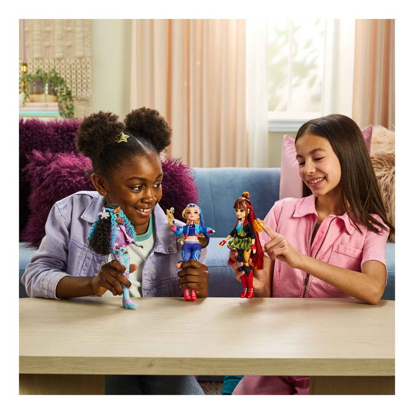 Unicorn Academy Sophia Fashion Doll