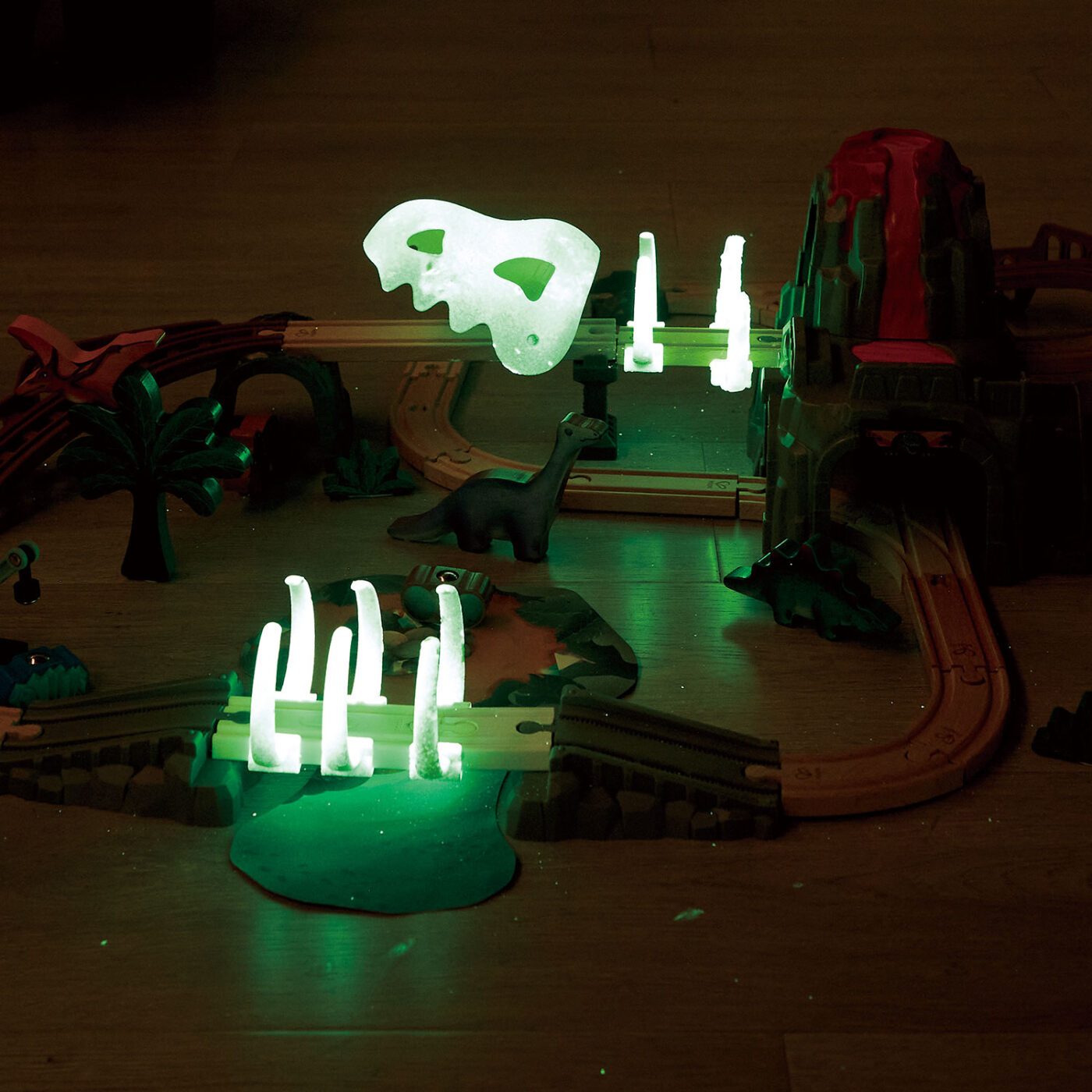 Hape Dinosaur Railway Adventure Set