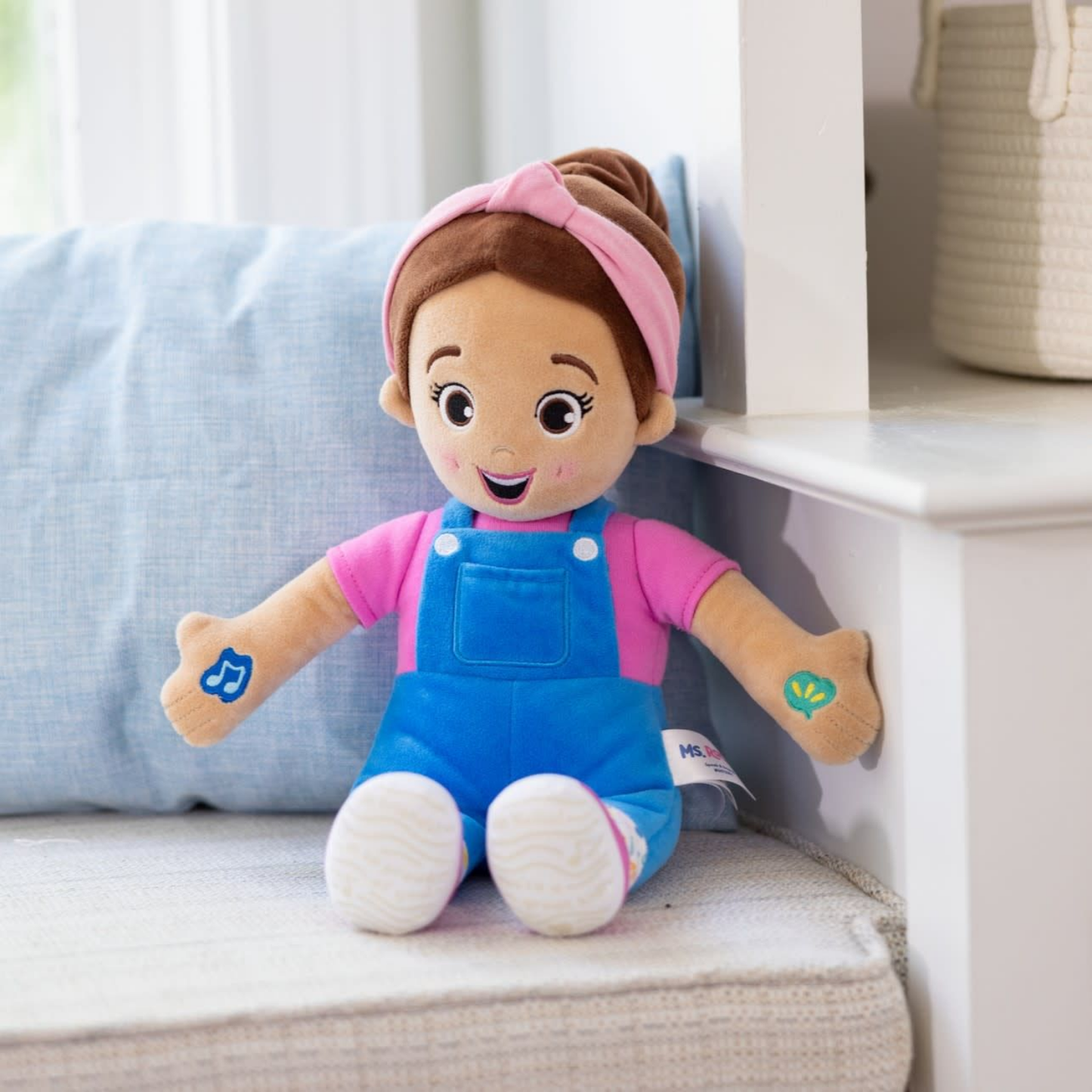 Ms Rachel Speak & Sing Doll
