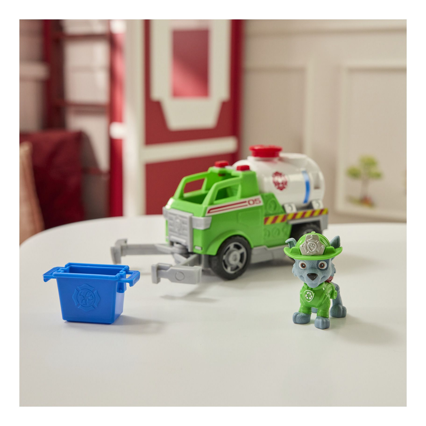 Paw Patrol - Fire Rescue Themed Vehicle Rocky