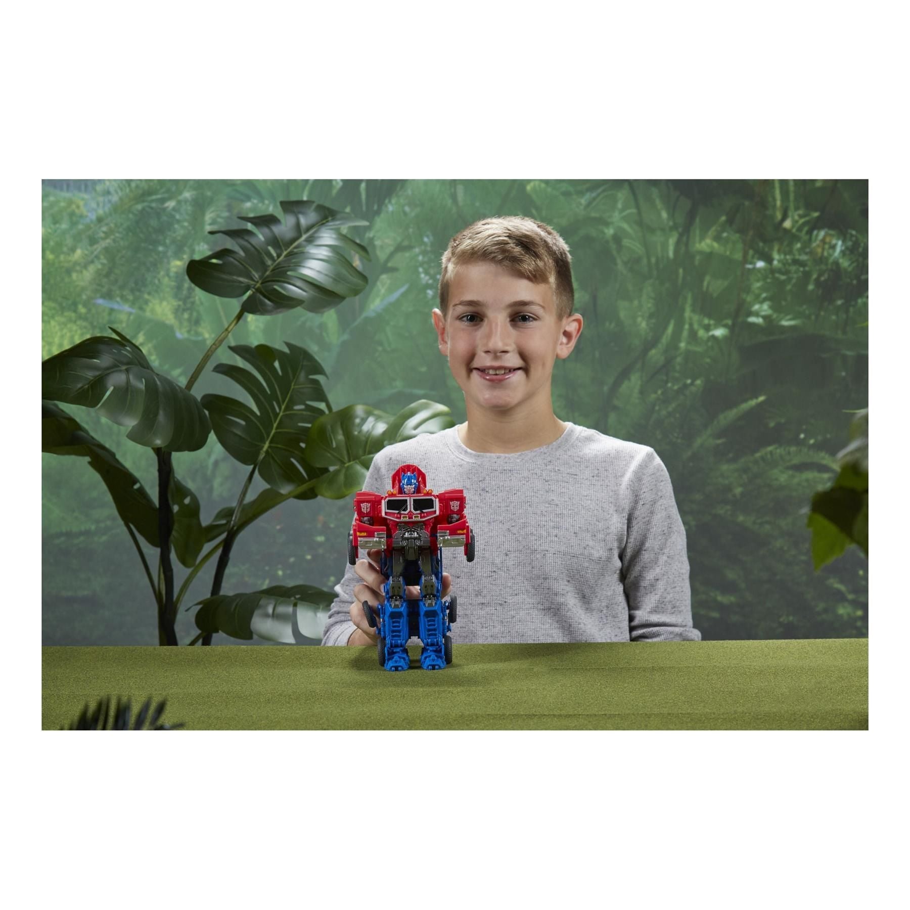 Transformers Rise of the Beasts Smash Changer Optimus Prime