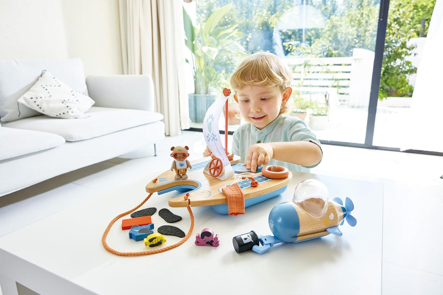 Hape Green Planet Explorers Ben’s Eco Catamaran
