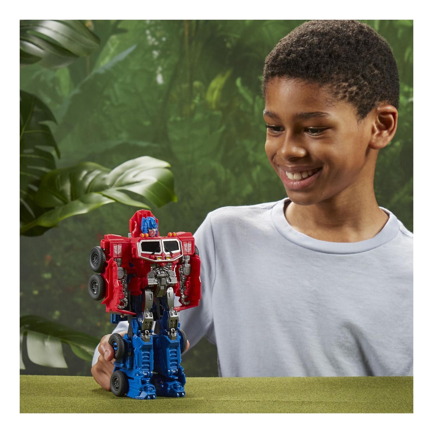 Transformers Rise of the Beasts Smash Changer Optimus Prime