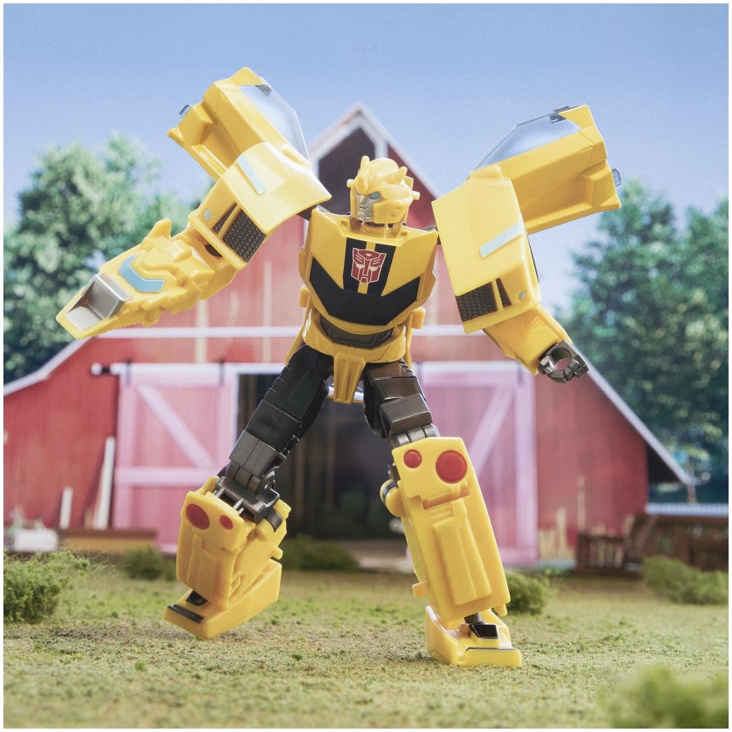 Transformers EarthSpark Bumblebee Deluxe Figure
