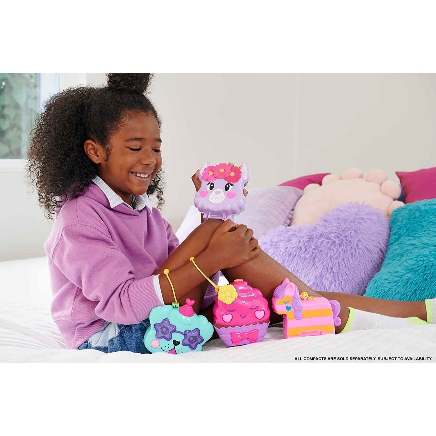Polly Pocket Mini Toys, Camp Adventure Llama Compact Playset with 2 Micro Dolls and 13 Accessories, Pocket World Travel Toys with Surprise Reveals,